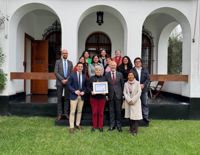 Embajada de Finlandia reconoce a Apeco por su trabajo en la conservación y acción por el clima